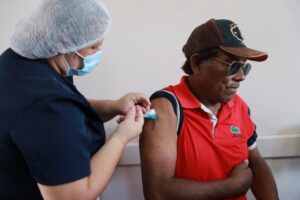 Imagem da notícia - Amazonas já aplicou 6.831.803 doses de vacina contra Covid-19 até esta quinta-feira (14/04)
