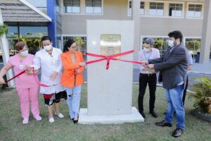 Imagem da notícia - Memorial em homenagem aos Heróis da Saúde é inaugurado no Hospital Delphina Aziz