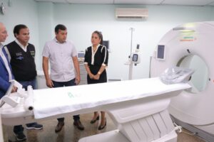 Imagem da notícia - Wilson Lima entrega novos equipamentos e amplia oferta de exames de tomografia e raio-x na Fundação Cecon