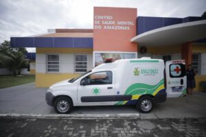 Imagem da notícia - SES-AM entrega ambulância para Centro de Saúde Mental do Amazonas