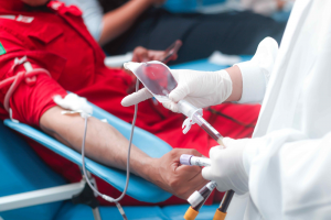 Imagem da notícia - Com estoque baixo, Hemoam convoca doadores de sangue do tipo O+